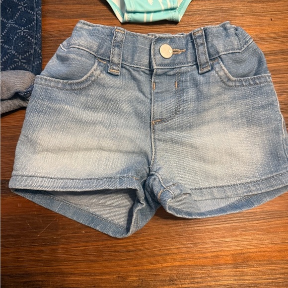 Lot of Three Toddler Girl Items, 12-18 Months NWT OshKosh B'gosh UPF 50 SWimsuit - Picture 8 of 9